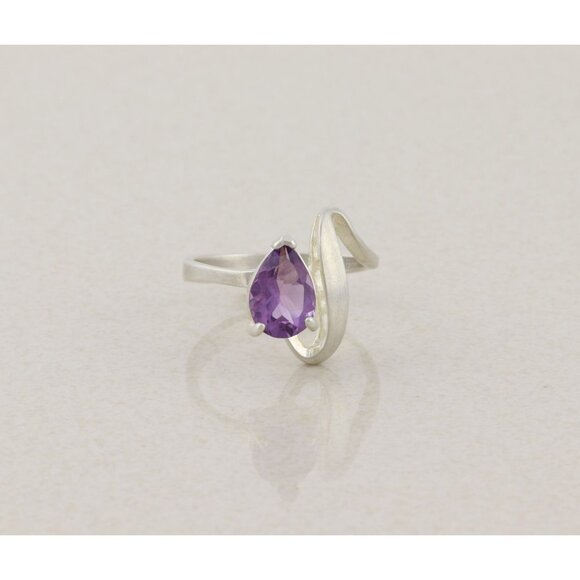 Sterling Silver Natural Purple Amethyst Ring Size 8 - Picture 9 of 9